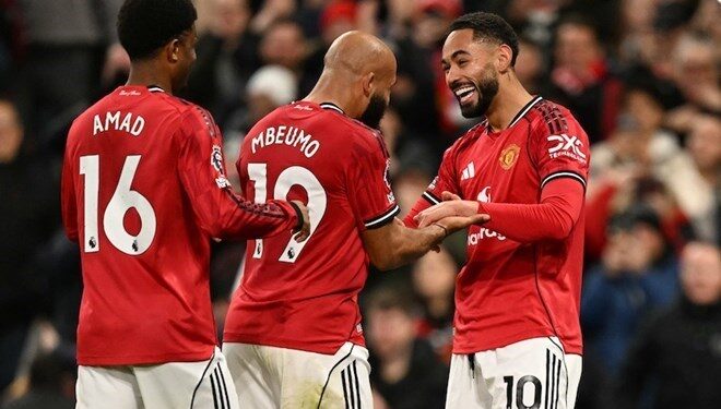 Manchester United go all in and Barça already have a hot sale