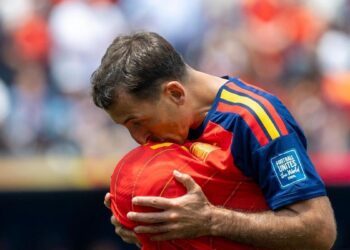Oyarzabal breaks his silence and clears up all doubts about his future