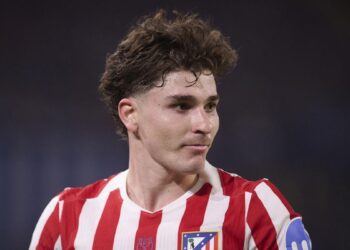 Flick puts pressure on Barça over Julián Álvarez: he has already set a deadline