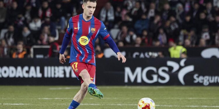 Barça could sacrifice Casadó to sign a striker