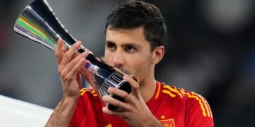 Barça make a move for Rodri and take the first step